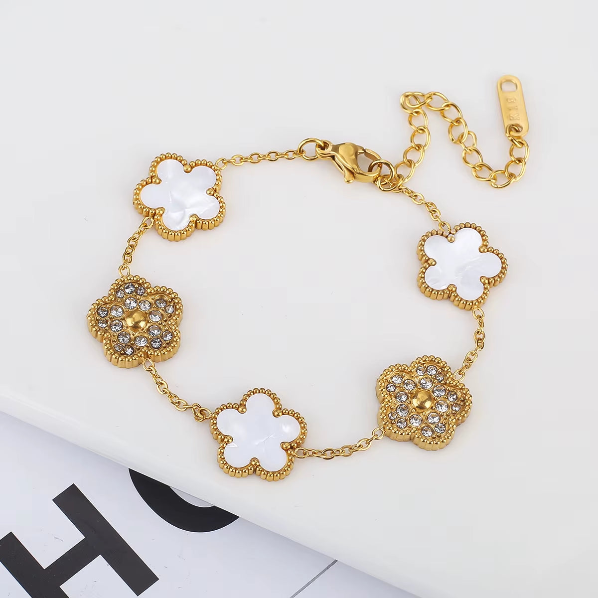 Silver Color New Design Plant Five Leaf Flower Bracelet Single Sided Plum Blossom Stainless Steel Jewelry Women'S Clover